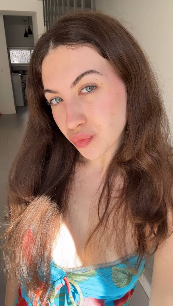 Nude girl Amber in Cheongju