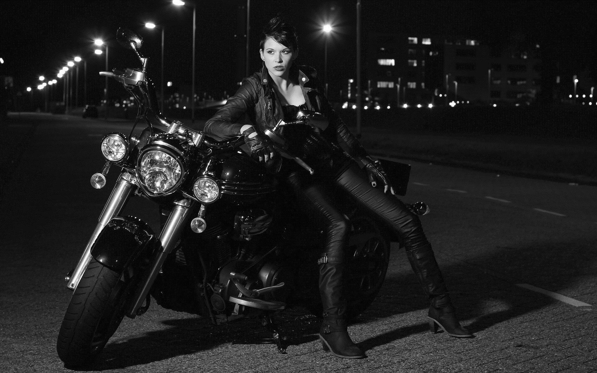 Photo Beautiful girls and motorcycles in Cheongju