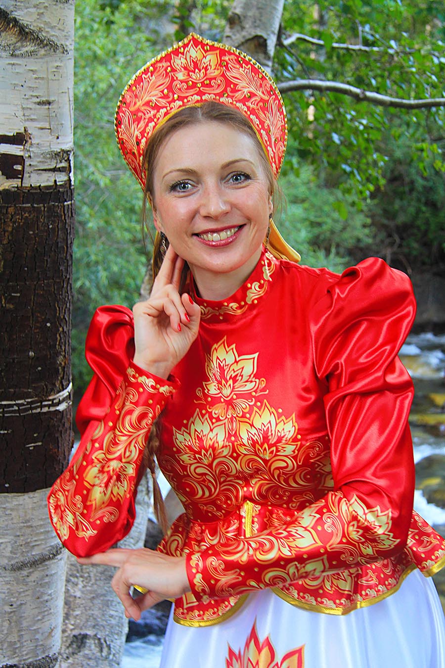 Women in Slavic costumes in Cheongju