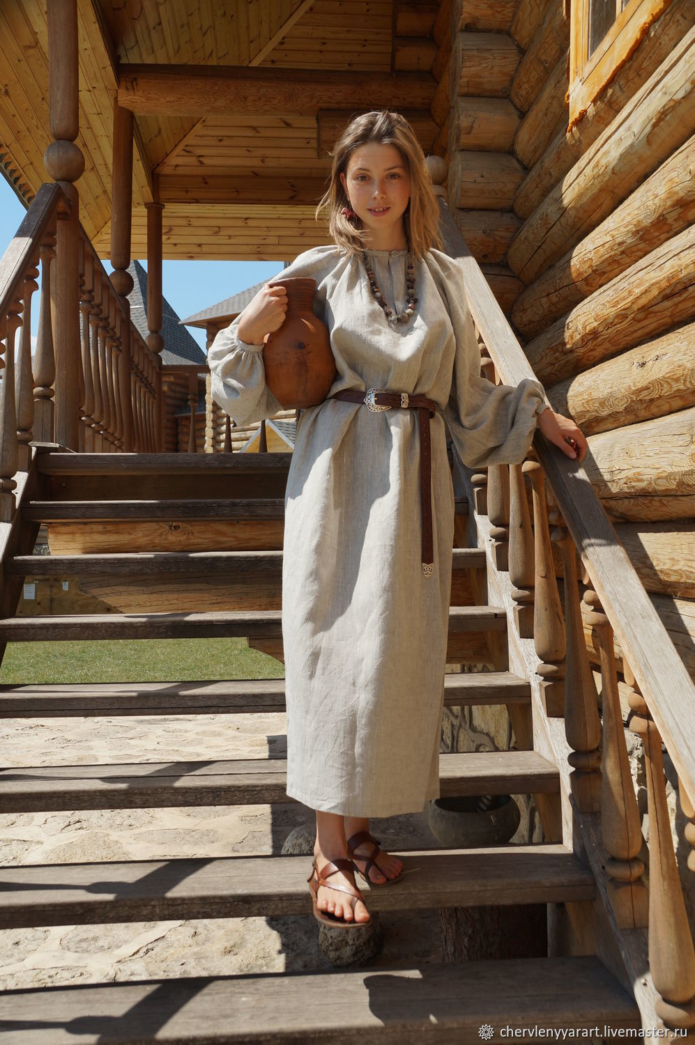 Girls in Slavic costumes in Cheongju